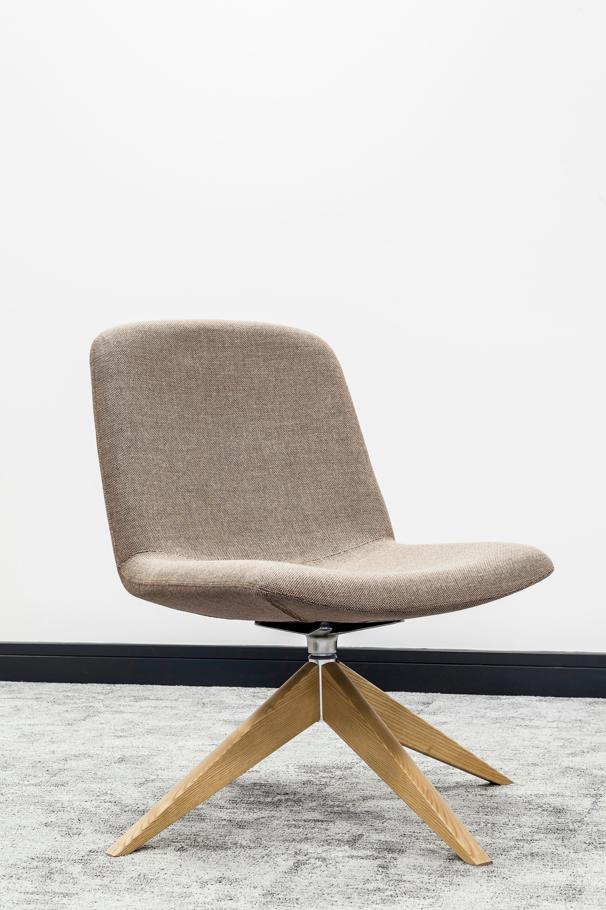 Silla ergonómica negra